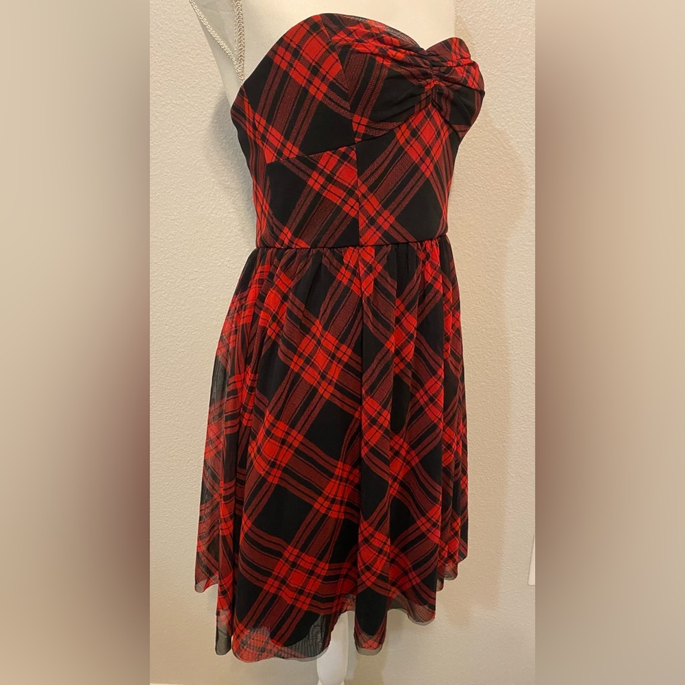 Betsey Johnson Plaid Strapless Mini Dress Size 6 - Picture 7 of 14